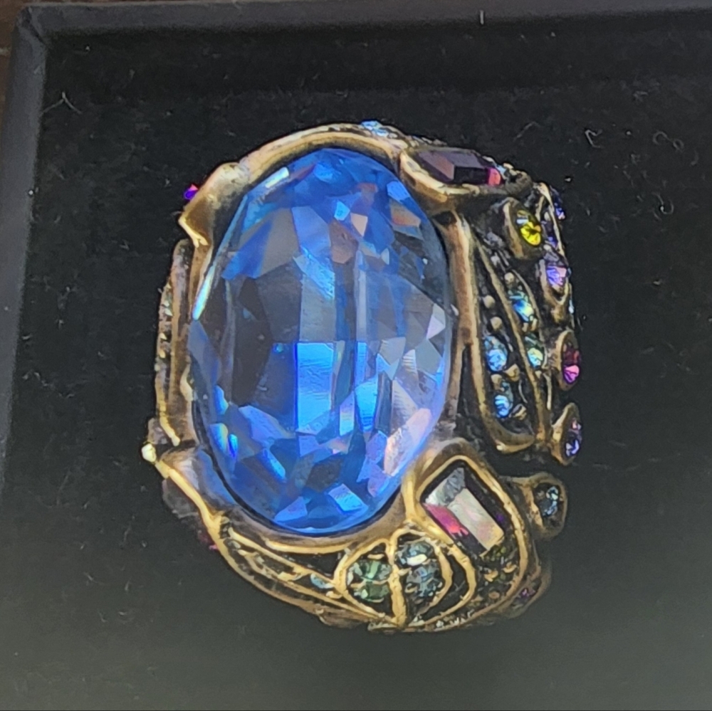 Heidi Daus ring, size 7. Excellent condition - Picture 9 of 10